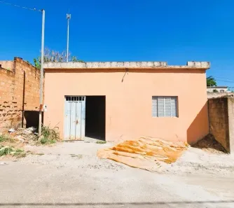 Casa com 1 Quarto à venda, 107m² no Centro, Pitangui