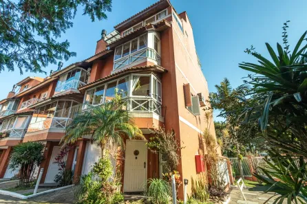 Casa de Condomínio com 4 Quartos à venda, 389m² no Vila Assunção, Porto Alegre