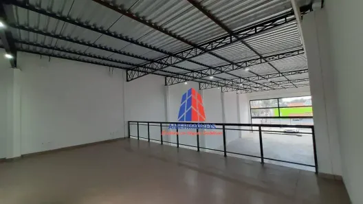 Ponto Comercial para alugar, 400m² no Parque Novo Mundo, Americana