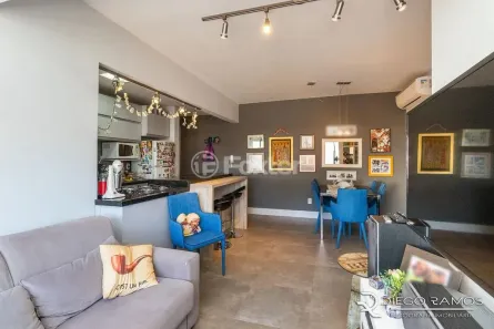 Apartamento com 3 Quartos à venda, 81m² no Passo da Areia, Porto Alegre