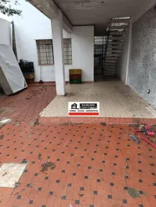 Casa com 2 Quartos para alugar, 75m² no Vila Arapuã, São Paulo