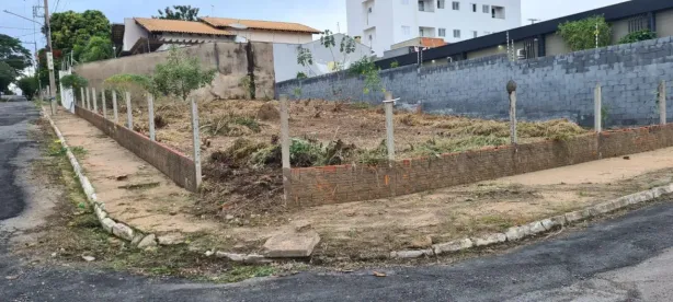 Lote/Terreno à venda, 240m² no Santa Rosa, Cuiabá
