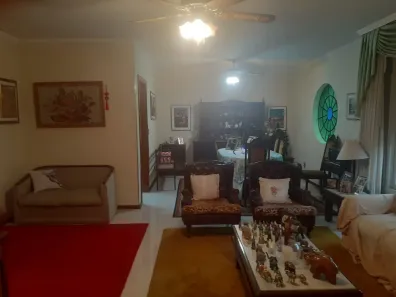 Casa com 4 Quartos à venda, 282m² no Chácara das Pedras, Porto Alegre