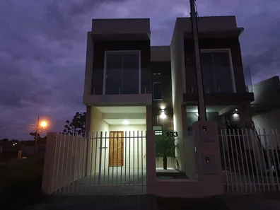 Casa com 2 Quartos à venda, 70m² no Uvaranas, Ponta Grossa