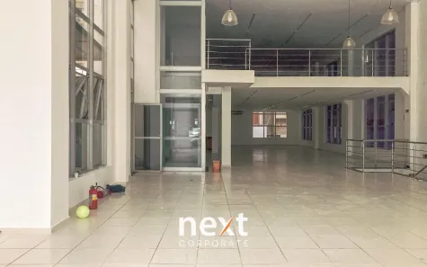 Imóvel Comercial com 1 Quarto para venda ou aluguel, 742m² no Cambuí, Campinas