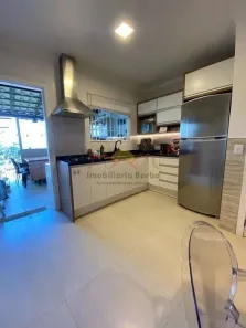 Casa com 2 Quartos à venda, 70m² no Nova Brasília, Joinville
