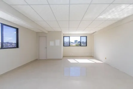 Sala Comercial para alugar, 33m² no Guabirotuba, Curitiba
