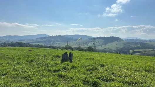 Lote/Terreno à venda, 355m² no Jardim Monte Cristo, Piracaia