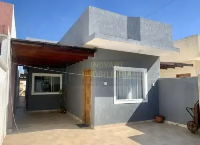 Casa com 3 Quartos à venda, 82m² no Centro, São Pedro da Aldeia