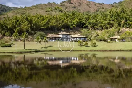 Fazenda/Sítio com 7 Quartos à venda, 500m² no Bemposta, Três Rios