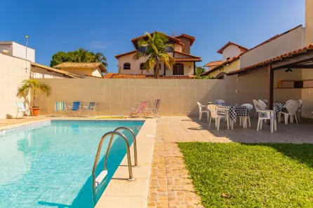 Casa com 4 Quartos para alugar, 310m² no Camboinhas, Niterói