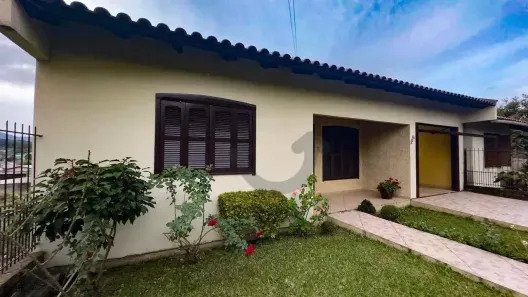 Casa com 3 Quartos à venda, 133m² no Santo Antônio, Santa Cruz do Sul
