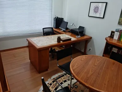 Sala Comercial à venda, 28m² no Menino Deus, Porto Alegre