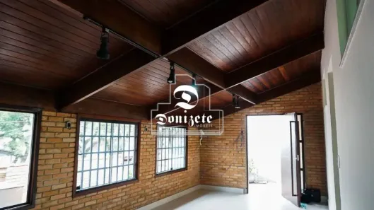 Prédio Comercial com 8 Quartos à venda, 240m² no Vila Bastos, Santo André