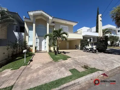 Casa de Condomínio com 3 Quartos para venda ou aluguel, 270m² no Itapeva, Votorantim