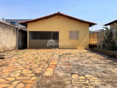 Casa com 4 Quartos à venda, 255m² no Setor Centro Oeste, Goiânia