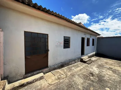 Casa com 1 Quarto para alugar, 48m² no Indústrias I (Barreiro), Belo Horizonte