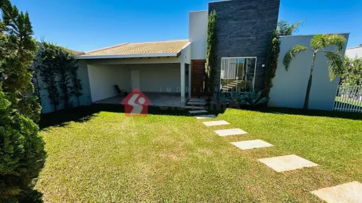 Fazenda/Sítio com 3 Quartos à venda, 477m² no Distrito Industrial, Presidente Prudente