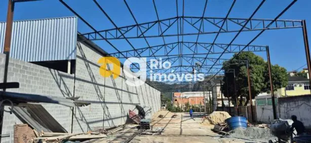 Galpão/Depósito/Armazém para alugar, 1100m² no Taquara, Rio de Janeiro