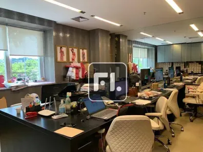 Sala Comercial à venda, 152m² no Jardim Europa, São Paulo