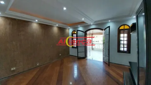 Casa com 3 Quartos à venda, 134m² no Jardim Terezópolis, Guarulhos