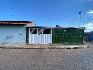 Casa com 2 Quartos à venda, 200m² no Ceilândia Sul, Brasília