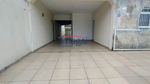 Casa com 4 Quartos para alugar, 230m² no Parque Itamarati, Jacareí