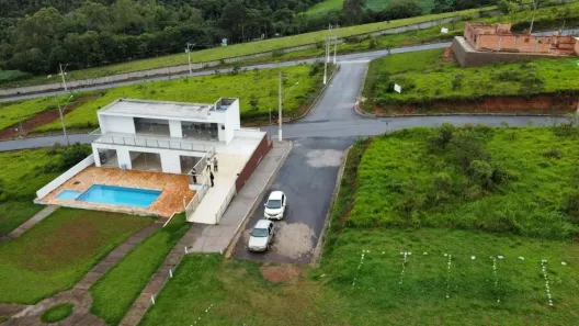 Lote/Terreno à venda, 220m² no Cidade Jardim, Conselheiro Lafaiete