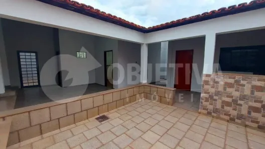Casa com 3 Quartos à venda, 165m² no Cidade Jardim, Uberlândia
