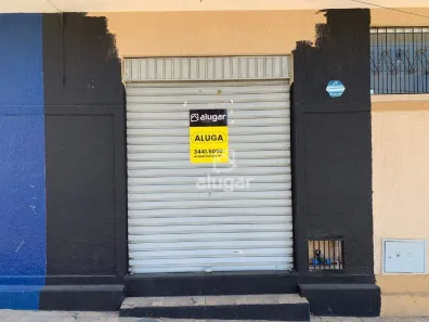 Ponto Comercial para alugar, 45m² no Centro, Montes Claros