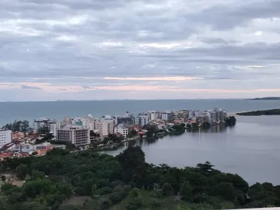 Cobertura com 3 Quartos à venda, 300m² no Granja dos Cavaleiros, Macaé