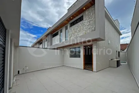 Casa com 3 Quartos à venda, 56m² no , Peruíbe