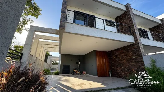 Casa com 3 Quartos à venda, 243m² no Cachoeira do Bom Jesus, Florianópolis