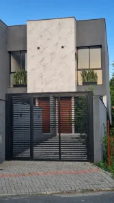 Sobrado com 3 Quartos à venda, 120m² no Anita Garibaldi, Joinville