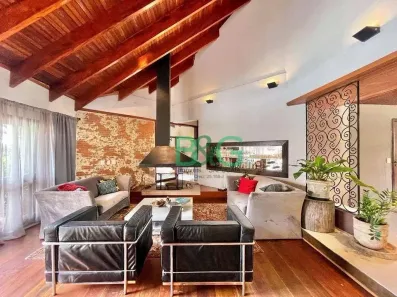 Casa com 6 Quartos para alugar, 624m² no Nova Fazendinha, Carapicuíba