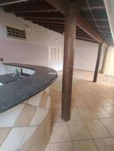 Casa à venda, 170m² no Centro, Franca