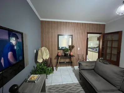 Casa com 3 Quartos à venda, 200m² no João XXIII, Vinhedo