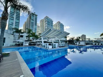 Apartamento com 2 Quartos para alugar, 76m² no Itacolomi, Balneário Piçarras