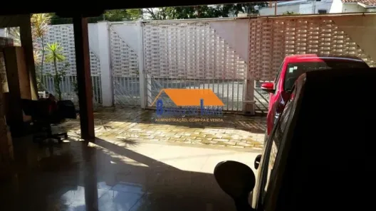 Casa com 5 Quartos à venda, 240m² no Santa Amélia, Belo Horizonte