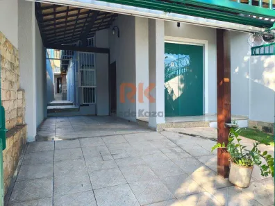 Casa com 3 Quartos à venda, 140m² no Santa Mônica, Belo Horizonte