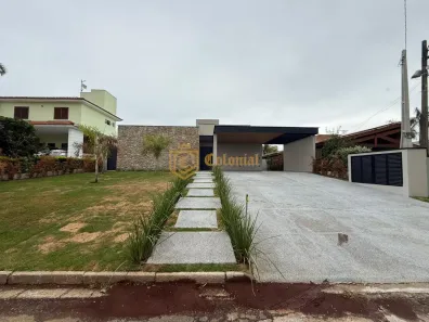 Casa de Condomínio com 4 Quartos à venda, 275m² no Bairro Campos de Santo Antônio, Itu