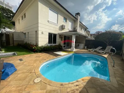 Casa de Condomínio com 3 Quartos à venda, 253m² no Jardim Leonor Mendes de Barros, São Paulo