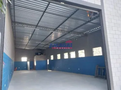 Imóvel Comercial à venda, 141m² no Jardim Califórnia, Jacareí