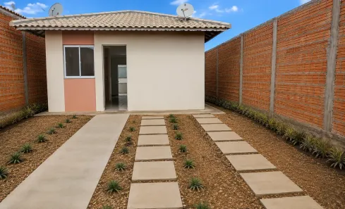 Casa com 2 Quartos à venda, 50m² no Loteamento Luizote de Freitas IV, Uberlândia