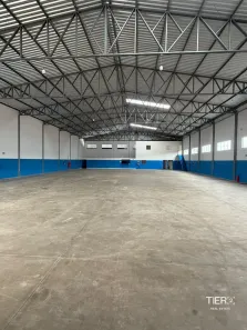 Galpão/Depósito/Armazém com 8 Quartos à venda, 1250m² no Setor Central, Gurupi