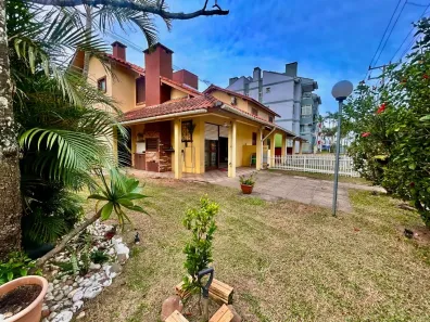 Casa de Condomínio com 2 Quartos à venda, 100m² no Capão Novo, Capão da Canoa