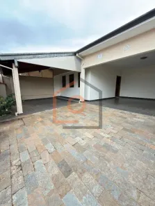 Casa com 3 Quartos à venda, 318m² no Jardim Brasil (Vila Xavier), Araraquara