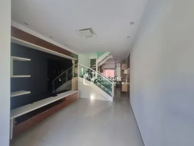 Casa de Condomínio com 2 Quartos à venda, 69m² no Jangurussu, Fortaleza