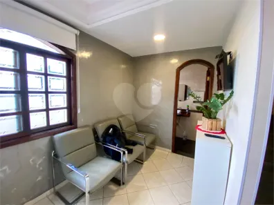 Sobrado com 6 Quartos à venda, 330m² no Vila Gomes Cardim, São Paulo