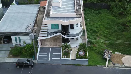 Casa de Condomínio com 4 Quartos à venda, 295m² no Ponta Negra, Manaus